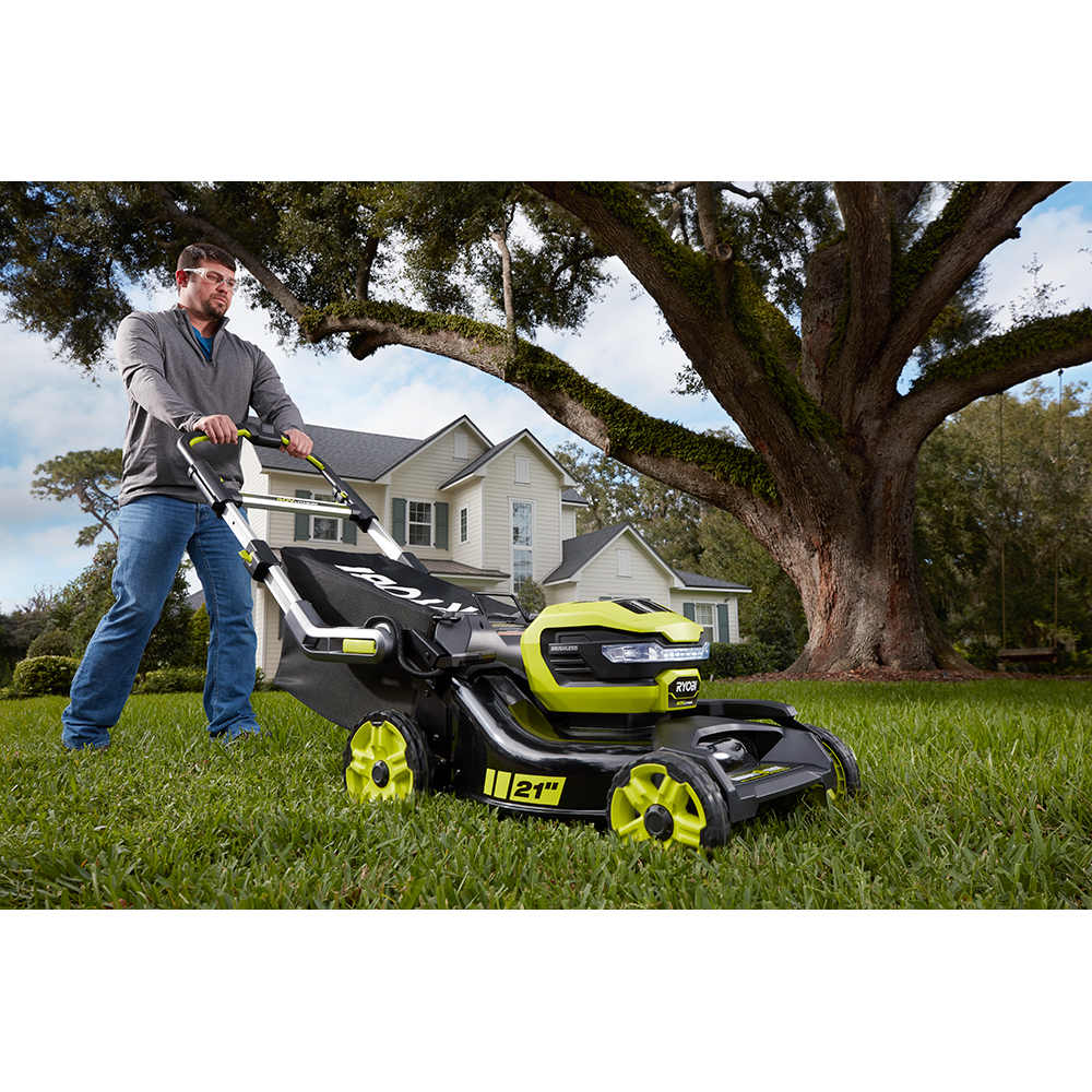 RYOBI 40 Volt Lithium-Ion 21 In. Brushless SMART TREK Self-Propelled ...